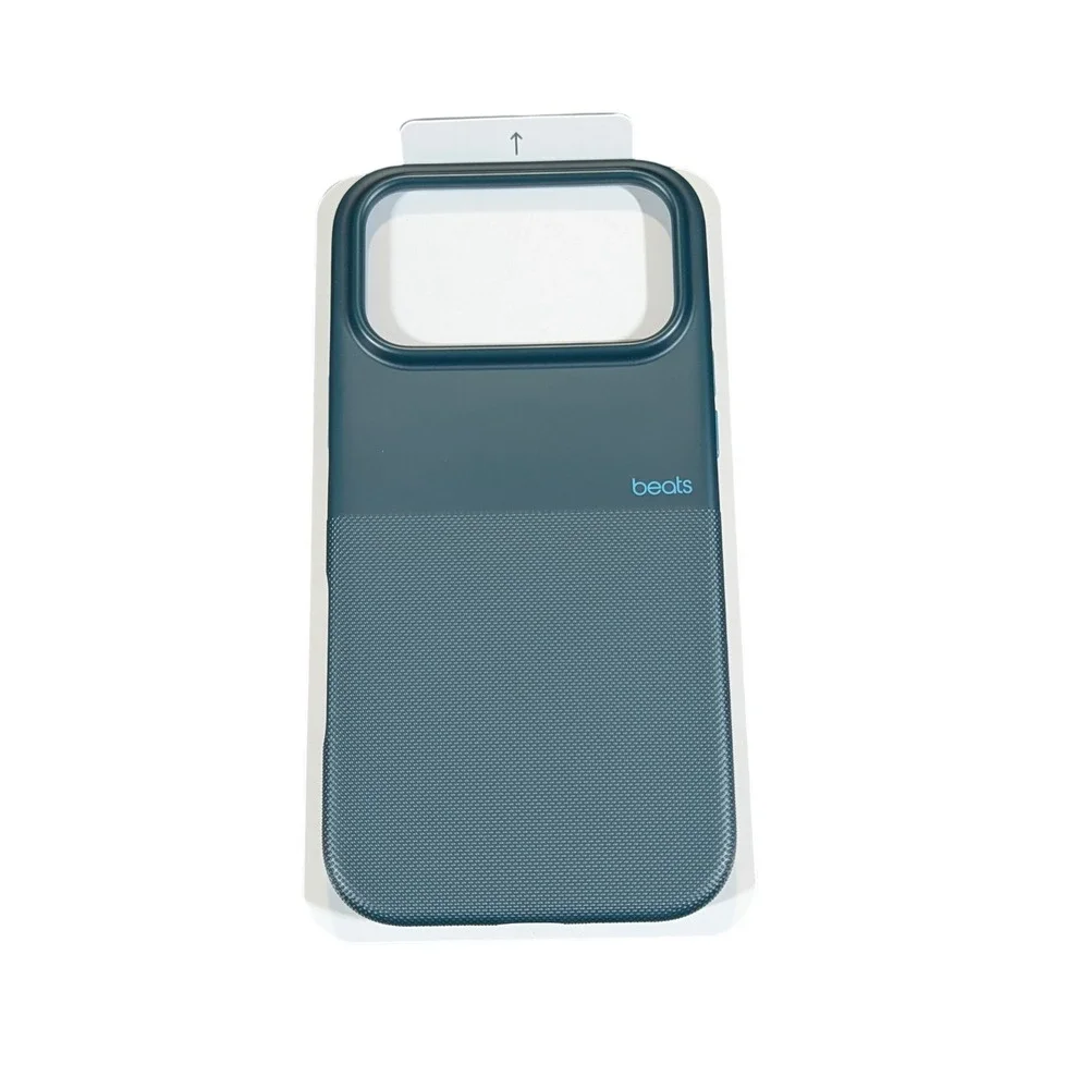 Cc4O Beats - iPhone 17 Pro Max Rugged Case w/MagSafe & Camera Control Rocky Blue
